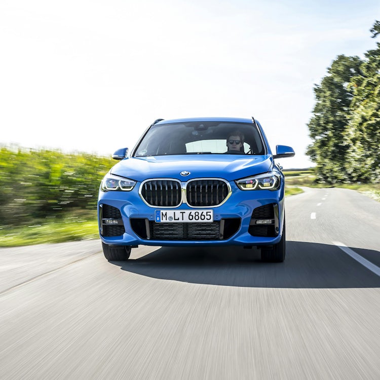 BMW X1 azul