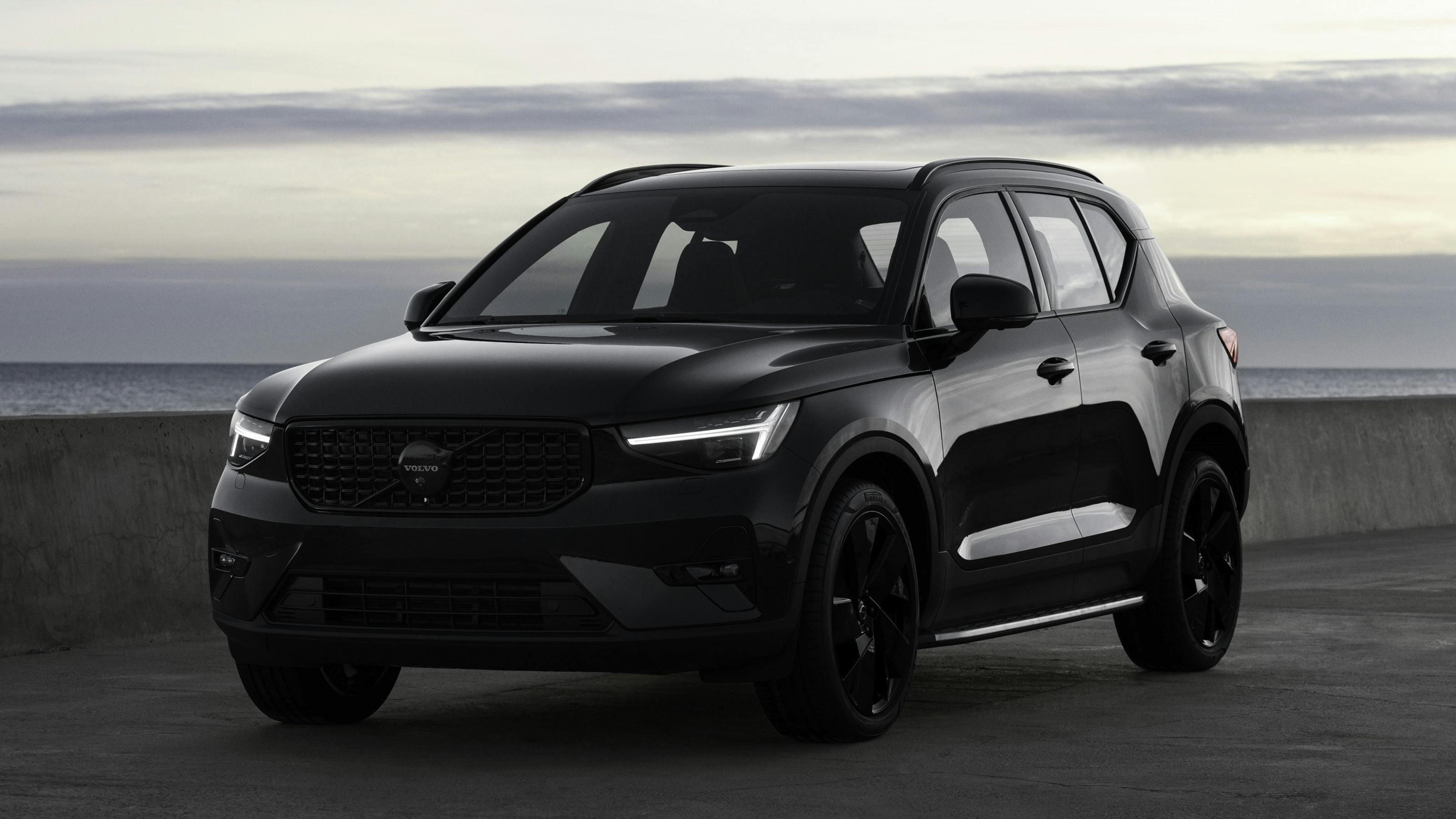 Volvo XC40 B4 Black Edition